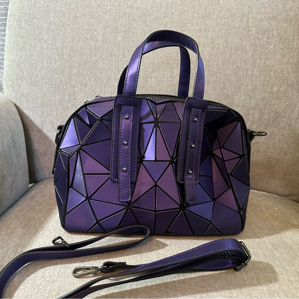Geometric purple purse!  Gun metal accessories